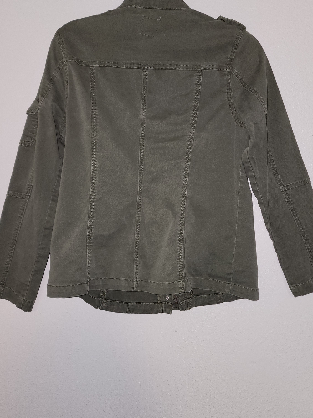 Kensie Olive Green Utility Jacket with Front Pockets - Picture 4 of 4